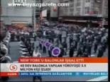 New York'u Balonlar İşgal Etti