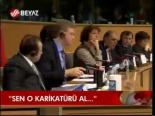 Sen O Karikatürü Al....