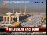 Milyonlar Hacı Oldu