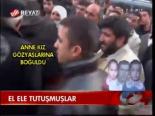 El Ele Tutuşmuşlar