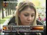 Şehitlikte Bayram