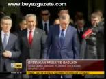 Başbakan Mesaiye Başladı