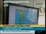 Rusya'da Petrol Platformu Devrildi