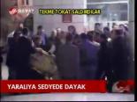 Yaralıya Sedyede Dayak