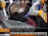 Diyarbakır'da Kaza: 25 Ölü