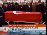 Cenaze Anamzına Siyasiler Ve Binlerce Vatandaş Katıldı