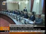 Demokratikleşme Paketine Övgü
