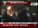 Rahiplerin Noel Kavgası