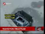 Polise Televizyon Attılar