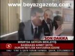 Kürsüden Taş Attı