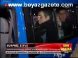 Paşalardan Marşlı Tepki