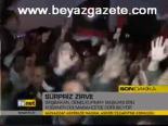 Mübarek İstifa Etti