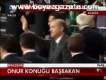 Onur Konuğu Başbakan