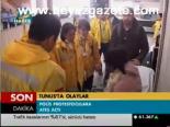 Libya'dan Tahliyeler Sürüyor