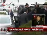 En Gizemli Adam Adliyede
