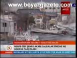 Tsunami Bir Kasabayı Yerle Bir Ettiği Anlar