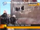 Yıkımda Polise Taşlı Saldırı