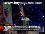 Başbakan'a Mekke'de Büyük İlgi