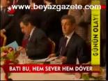 Batı Bu, Hem Sever Hem Döver
