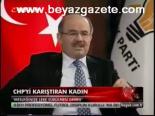 Chpyi Karıştıran Kadın