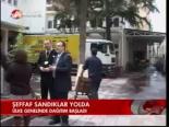 Şeffaf Sandıklar Yolda
