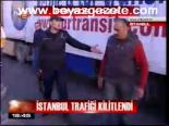 İstanbul Trafiği Kilitlendi