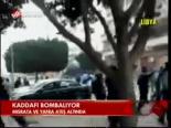 Kaddafi Bombalıyor