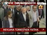 Mevlana Türbesi'nde Fatiha