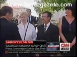 Sarkozy'ye Saldırı
