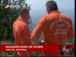 Akademisyenin Sır Ölümü