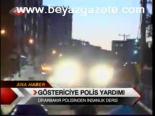 Göstericiye Polis Yardımı