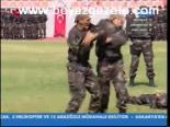 Özel Harekatçılar Alana İniyor