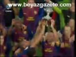 Barcelonalı Futbolcuların Kupa Sevinci