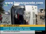 Tur Otobüsü Devrildi