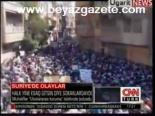Suriye'de Halk Sokaklardaydı