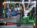 Traktördeki Gelin
