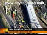 Tren Otobüsle Çarpıştı