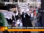 Rus Konsolosluğu Önünde Protesto
