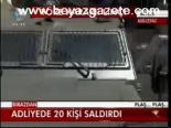 Adliyede 20 Kişi Saldırdı
