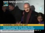 Kılıçdaroğlu Van'da Halay Çekti