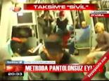 Metroda Pantolonsuz Eylem