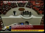 Meclis'te Uludere Oturumu