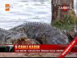 9 Canlı Kadın
