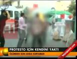 arnavutluk - Protesto için kendini yaktı Videosu