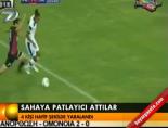 futbol sporu - Sahaya patlayıcı attılar Videosu