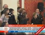 berlusconi - Berlusconi siyasetten çekilmiyor Videosu
