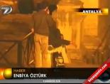 Biri perdeledi diğeri çaldı
