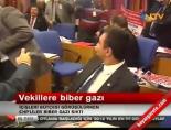 CHP'lilerden Meclis'te biber gazlı eylem