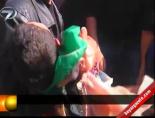 İsrail bebekleri öldürüyor online video izle