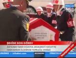 sehit cenazesi - Şehide son görev Videosu
